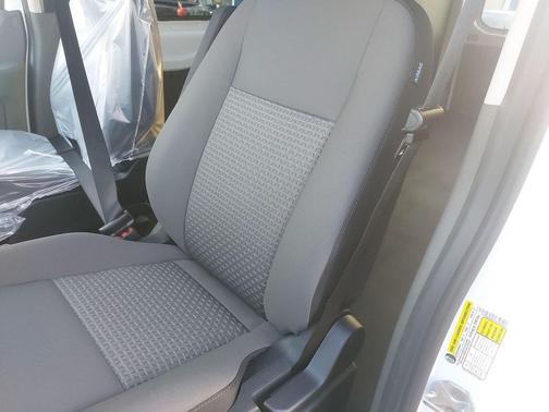 OXFORD WHITE 2026 Ford Transit-250 Base