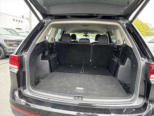 2024 Volkswagen Atlas 2.0T SE w/Technology 4MOTION