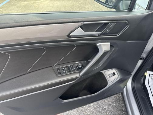 2024 Volkswagen Tiguan 2.0T SE 4MOTION