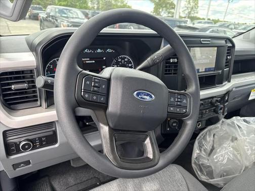 2025 Ford F-250 XL