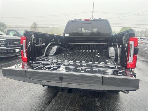 2025 Ford F-250 Platinum