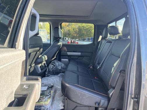 2025 Ford F-350 Lariat