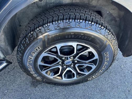 STONE BLUE 2022 Ford Expedition XLT