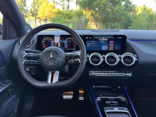 2025 Mercedes-Benz GLA 250 Base