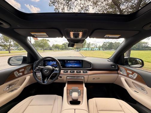 MANUFAKTUR Moonlight White Metallic 2025 Mercedes-Benz GLE 350 4MATIC