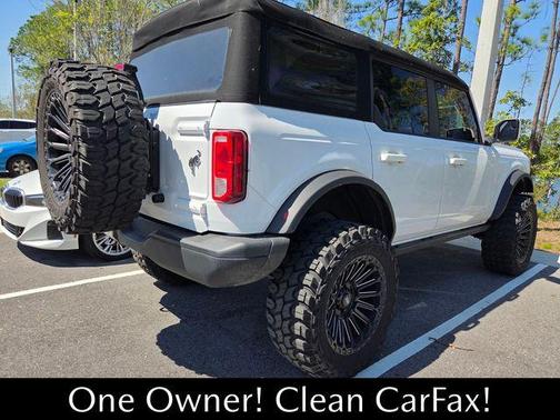 Oxford White 2024 Ford Bronco Black Diamond