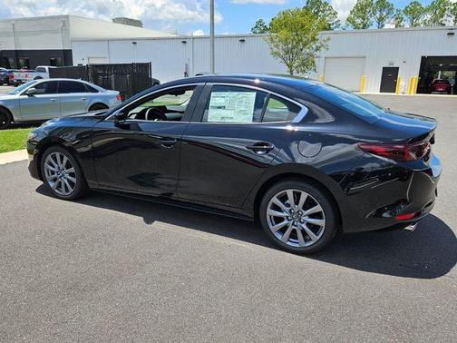 2025 Mazda Mazda3 FWD w/Preferred Package