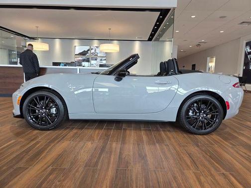 2025 Mazda MX-5 Miata Club