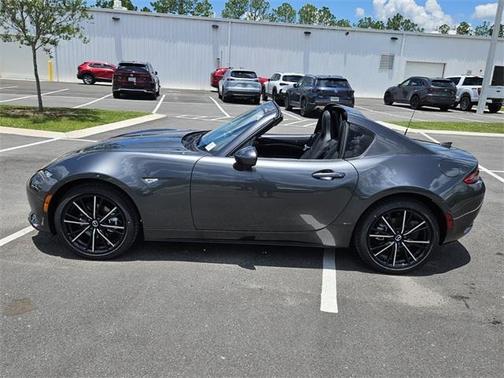 2025 Mazda MX-5 Miata RF Grand Touring