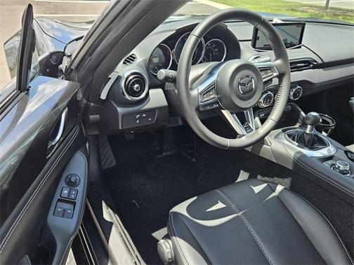 2025 Mazda MX-5 Miata RF Grand Touring