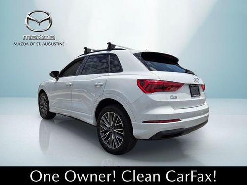 Glacier White Metallic 2023 Audi Q3 40 Premium