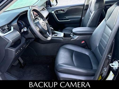 2024 Toyota RAV4 Hybrid XLE Premium