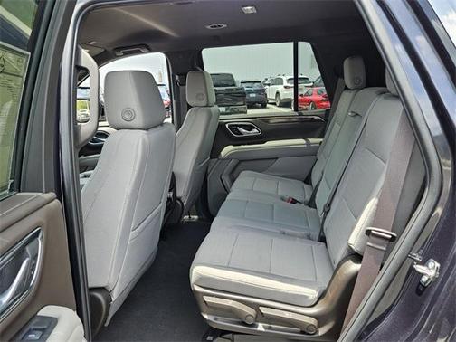 2024 GMC Yukon SLE