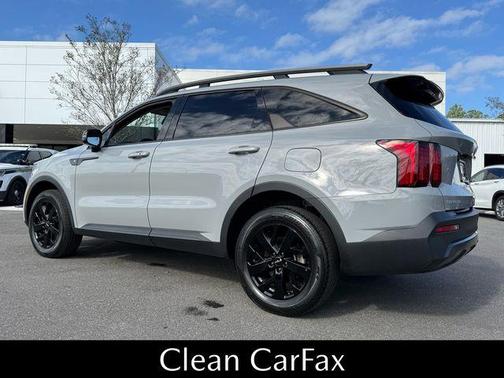 2023 Kia Sorento X-Line S