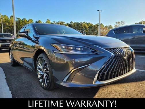 2025 Lexus ES 300h Ultra Luxury
