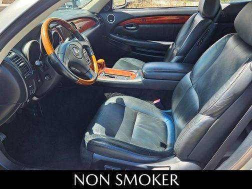 2004 Lexus SC 430