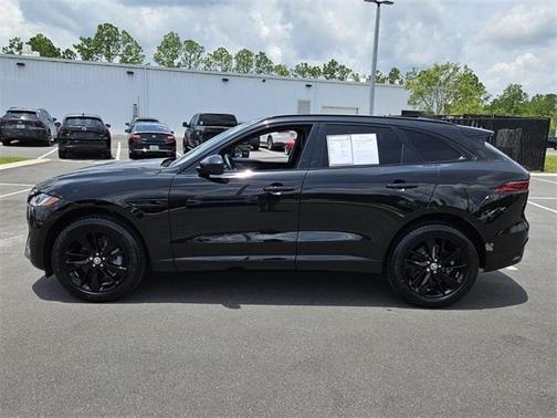 2025 Jaguar F-PACE P250 R-Dynamic S