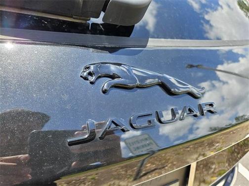 2025 Jaguar F-PACE P250 R-Dynamic S