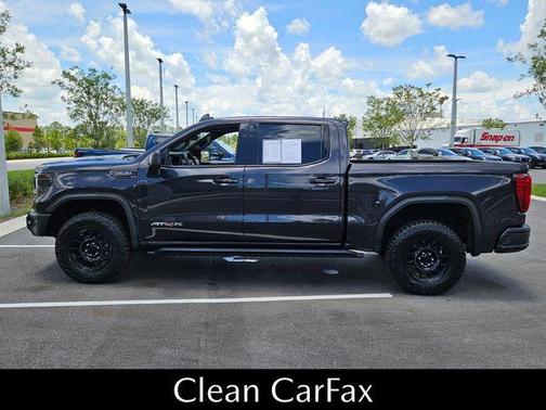 2023 GMC Sierra 1500 AT4X
