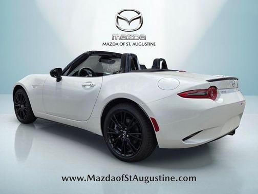 Snowflake White Pearl 2026 Mazda MX-5 Miata Club