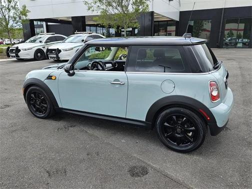 2013 MINI Hardtop Cooper
