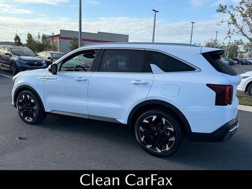 2025 Kia Sorento SX