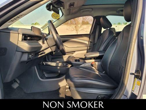 2021 Ford Mustang Mach-E Premium