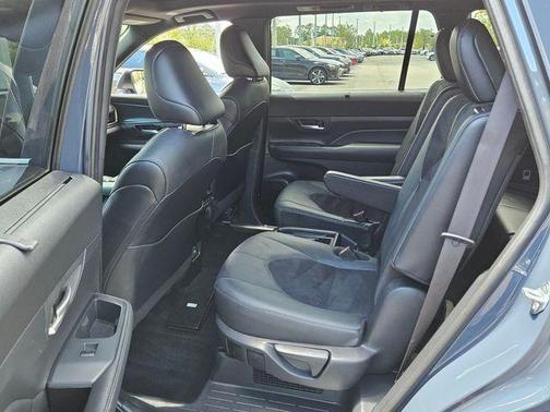 2024 Toyota Grand Highlander Hybrid MAX Platinum
