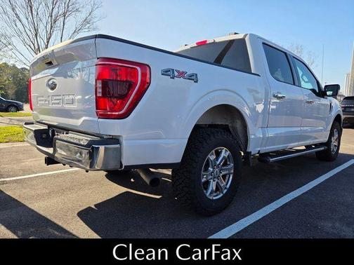 Oxford White 2021 Ford F-150 XLT