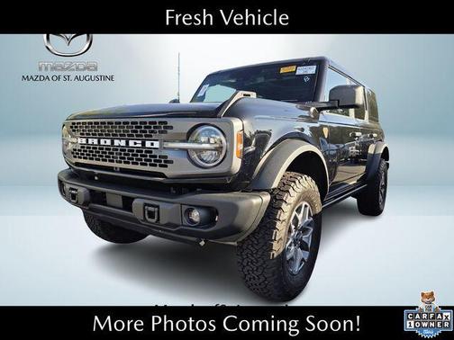Shadow Black 2025 Ford Bronco Badlands