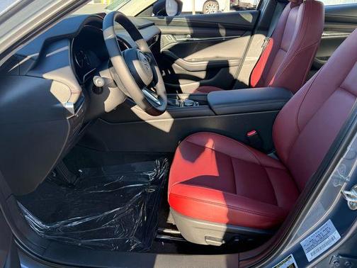 2026 Mazda Mazda3 2.5 S Carbon Edition