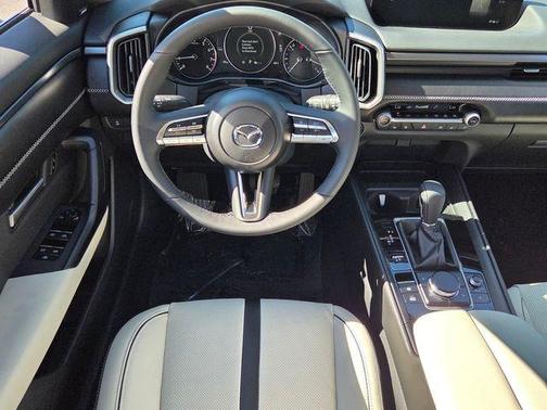 2026 Mazda CX-50 Premium