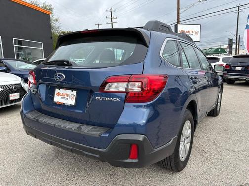 2019 Subaru Outback 2.5i