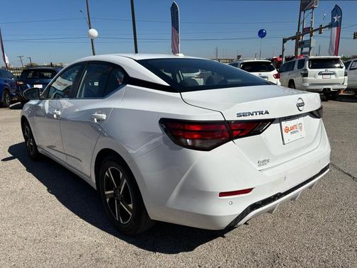 2024 Nissan Sentra SV