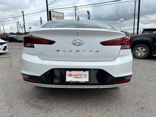 2020 Hyundai ELANTRA Limited