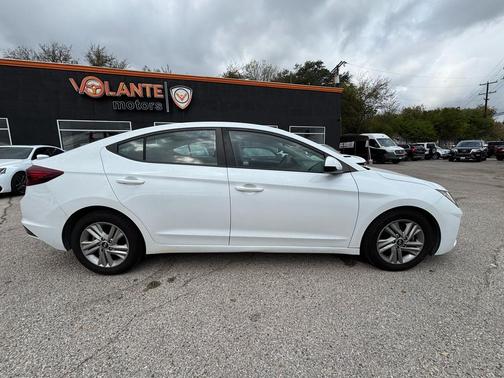 2020 Hyundai ELANTRA Limited