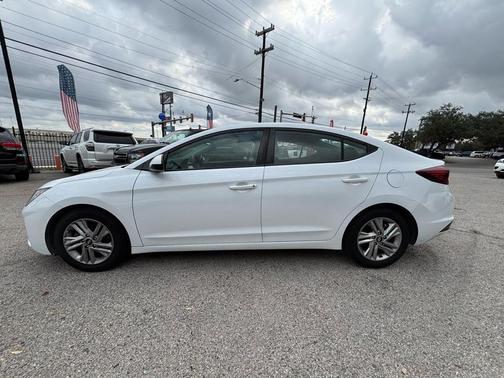 2020 Hyundai ELANTRA Limited