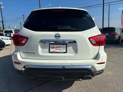 2020 Nissan Pathfinder S 2WD