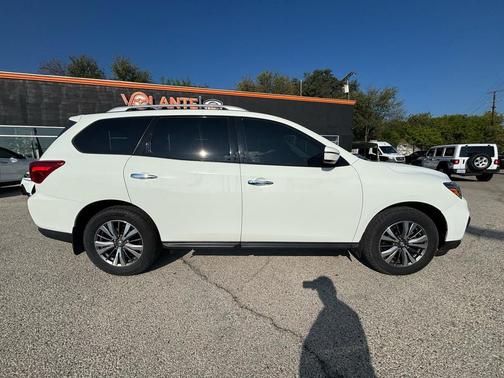 2020 Nissan Pathfinder S 2WD