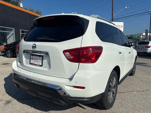 2020 Nissan Pathfinder S 2WD