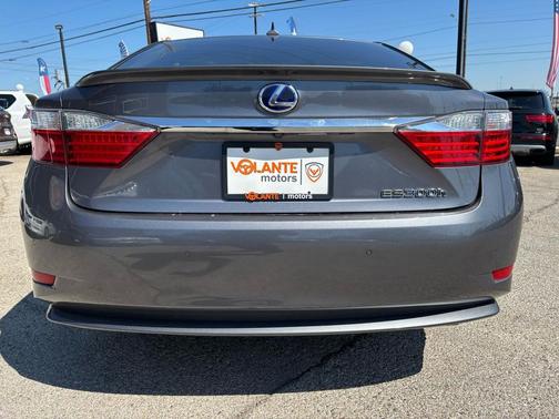 2013 Lexus ES 300h Base