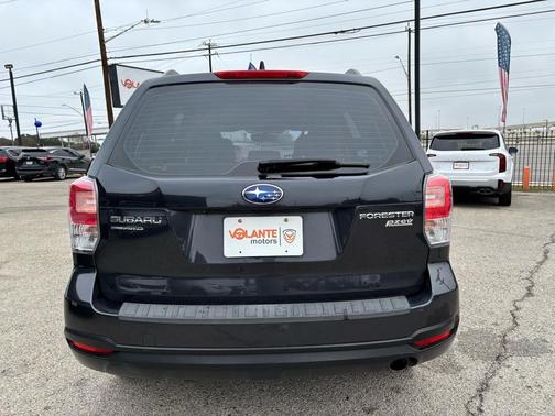 2017 Subaru Forester 2.5i