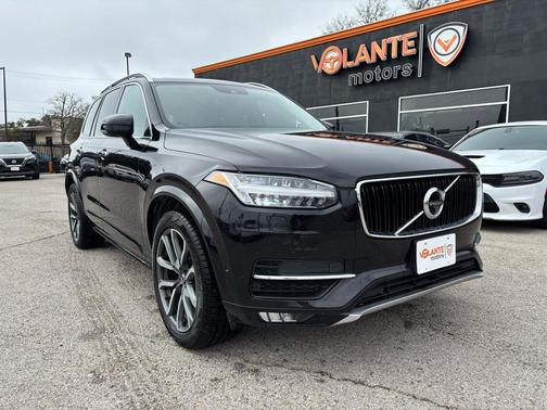 2019 Volvo XC90 T6 Momentum