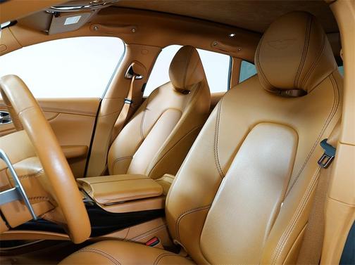 2021 Aston Martin DBX Base