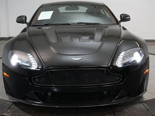 2017 Aston Martin V12 Vantage S Base