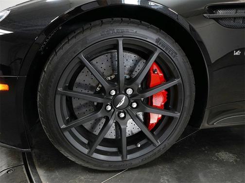 2017 Aston Martin V12 Vantage S Base
