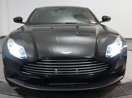 2018 Aston Martin DB11 V12