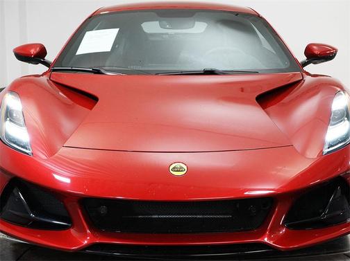 2025 Lotus Emira V6