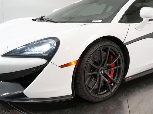 2019 McLaren 570S Base