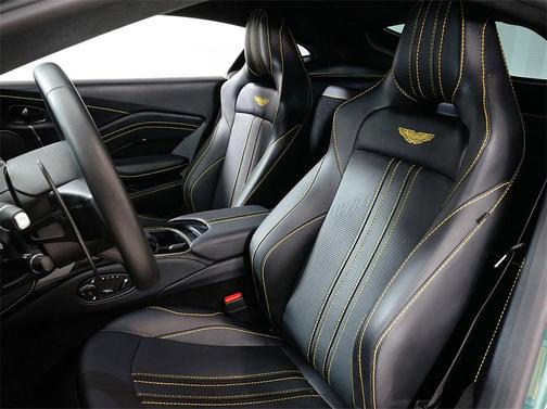 2023 Aston Martin Vantage 